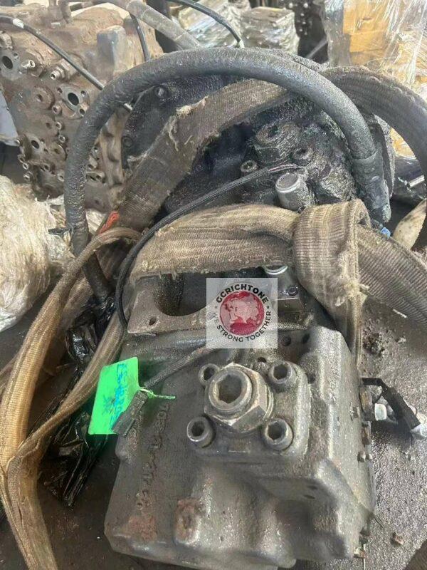 Главный гидравлический насос Komatsu PC200-8 708-2L-00490 708-2L-00500 708-2L-00501 (4) Главный гидравлический насос Komatsu PC200-8 708-2L-00490 708-2L-00500 708-2L-00501